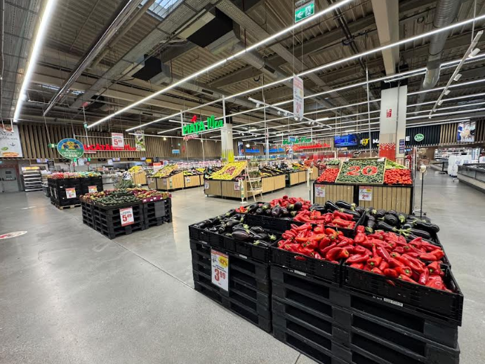20 de ani de Auchan în România: o aniversare cu mii de oferte, beneficii pentru clienți și proiecte de solidaritate 12 | MyTex.ro