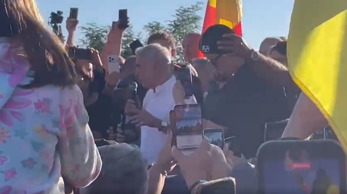 De ce bate Călin Georgescu țara în lung și-n lat și s-a oprit fix în satul Anei Pauker? Miza ascunsă a „pelerinajului” suveranist! 3 Georgescu | MyTex.ro