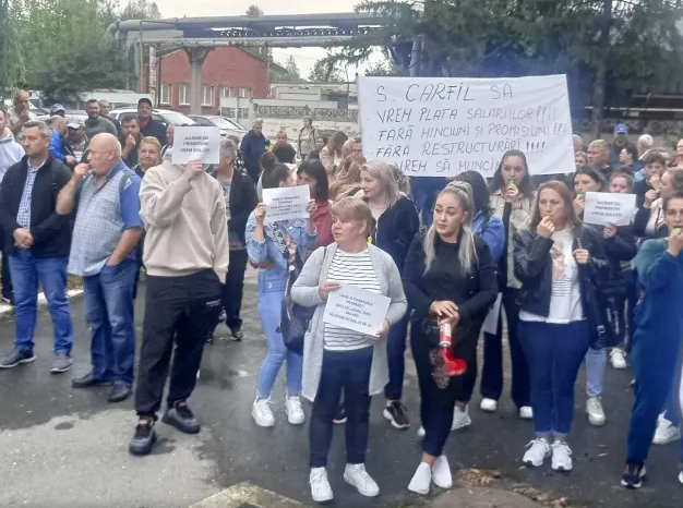 Angajații de la Carfil Brașov muncesc pe burta goală, în timp ce directorul le cere „răbdare” din concediu 3 Brașov | MyTex.ro