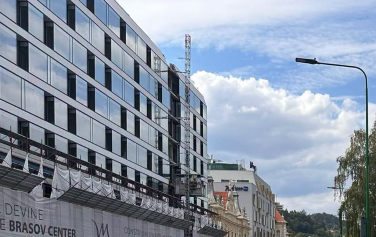 Investiție uriașă în centrul Brașovului: Peste 19 milioane de euro pentru transformarea fostului Hotel Capitol în Mercure 3 Brașov | MyTex.ro