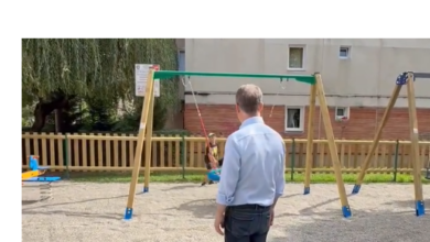 Doi pași noi pentru copiii din Brașov: Locurile de joacă de pe strada Mureșului au fost complet refăcute 7 dumbrăvița | MyTex.ro