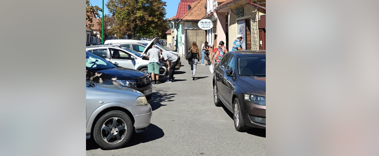 Războiul pe trotuare: Brașovenii reacționează dur după intervenția autorităților pe Strada Lungă 3 Brașov | MyTex.ro