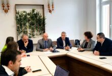 Se caută soluții pentru creșele din Brașov: Părinții, parlamentarii și reprezentanții instituțiilor din educație, la aceeași masă pentru creșterea numărului de îngrijitoare 3 | MyTex.ro