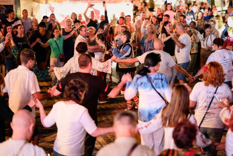 Sărbătoare în Piața Sfatului: Festivalul PRISPA 2026 a adunat „Toată România” la Brașov. Primarul vrea ca evenimentul să revină și anul viitor 7 Prispa | MyTex.ro