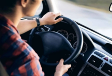 Jumătate dintre șoferi frânează în ultima secundă: Neatenția la volan transformă șoselele într-o ruletă rusească 4 Ce vrea Primăria cu stema Brașovului | MyTex.ro