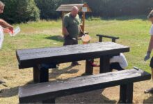 Mobilizare pe Tâmpa: Mobilier din lemn recondiționat, igienizare și un nou tricolor arborat deasupra Brașovului 3 | MyTex.ro