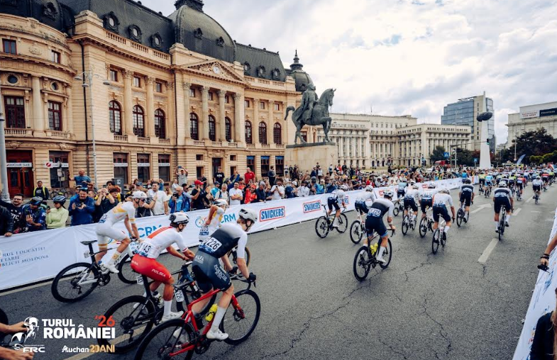 Turul României 2026 a cucerit inimile românilor și a crescut spectaculos: de zece ori mai mulți spectatori pe traseu, peste 2.500 de participanți la competițiile conexe și peste 3.000 de preluări în mass-media 11 | MyTex.ro