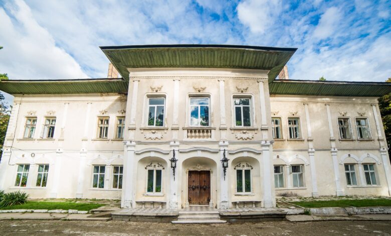 Oportunități de investiție în istorie: Proprietăți nobiliare și patrimoniu arhitectural de vânzare în România 5 România | MyTex.ro