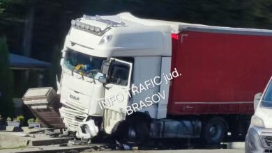 UPDATE | BRAȘOV. Accident grav pe DN 1, între Perșani și Vlădeni. Șofer în stop cardiorespirator 5 | MyTex.ro