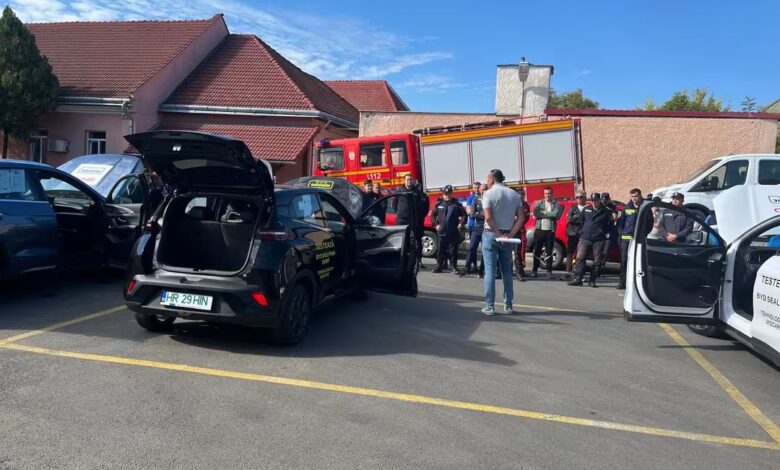 Pompierii din Covasna, instruiți pentru intervenții la mașini electrice și hibride 3 Covasna | MyTex.ro