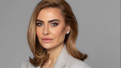 Adina Buzatu | MyTex.ro