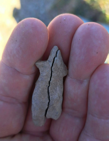 Descoperire epocală la doi pași de Brașov! Ce au găsit arheologii într-unul dintre cele mai enigmatice situri din Transilvania 3 arheologi | MyTex.ro