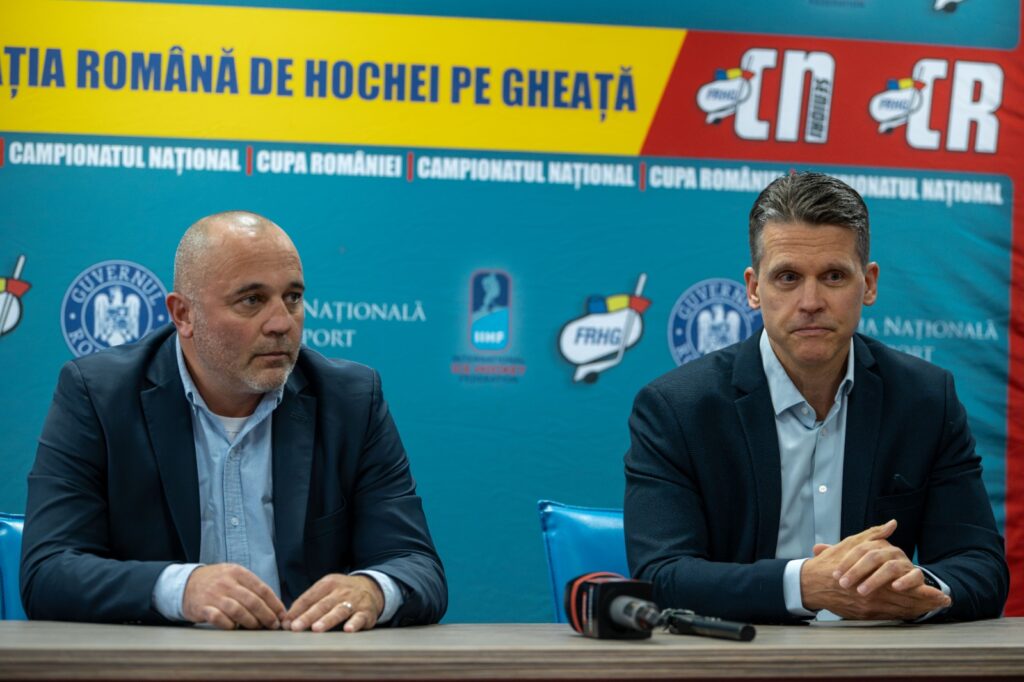 Ron Pasco, noul antrenor al Naţionalei de hochei pe gheaţă a României. Primul obiectiv, întinerirea echipei 7 Ron Pasco | MyTex.ro