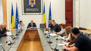 Semnal de alarmă în zona metropolitană Brașov: Primăriile încep notificările pentru demolarea construcțiilor ilegale de pe terenurile vandute ca „grădini urbane” 5 | MyTex.ro
