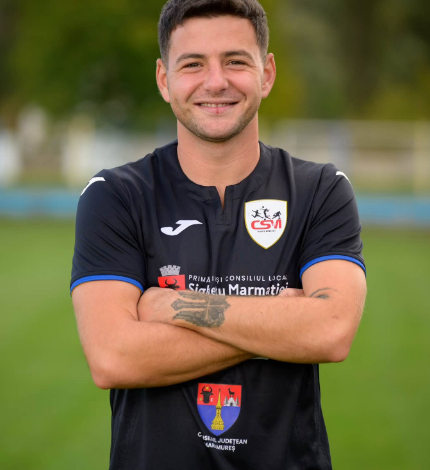 De la clauză de 50 de milioane de euro la FCSB, în Liga 3: Brașoveanul Vlad Mihalcea nu renunță la Superligă - „Mai am timp și pot juca sus!” 3 FCSB | MyTex.ro