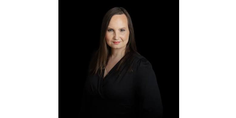 Cine stabilește regulile pentru AI? Nell Watson, experta mondială în etica inteligenței artificiale, vine pe 10 noiembrie la Brașov 3 AI | MyTex.ro